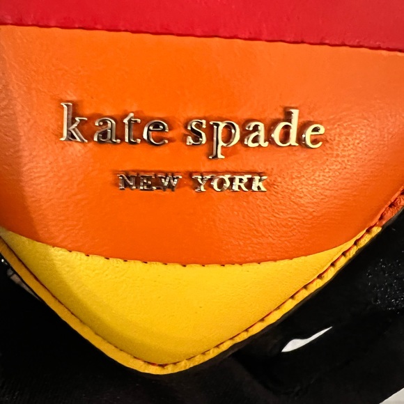 PRIDE MONTH SPECIAL 🌈 Kate Spade Coin Pouch Rainbow Heart Zip. Leather. New - Picture 4 of 6